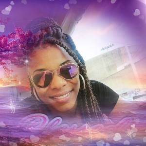 Meet your Posher, Antoinette